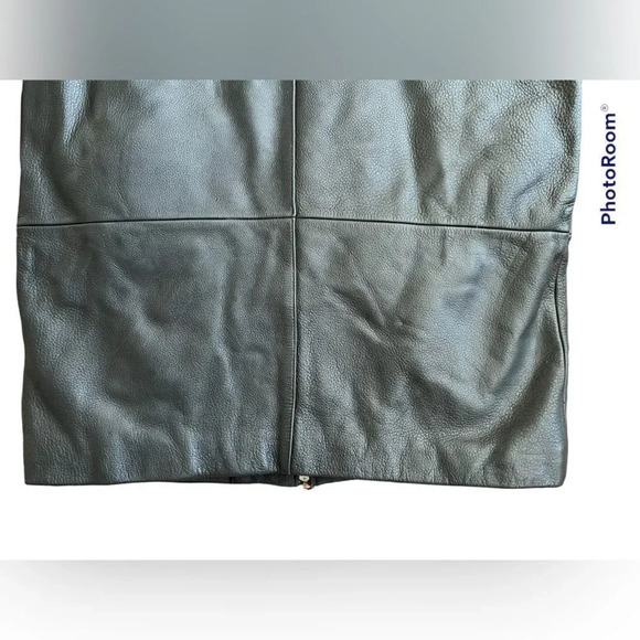 Danier Leather Jacket - Picture 11 of 11